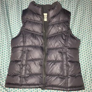 Old Navy Girls Frost-Free puffer vest
